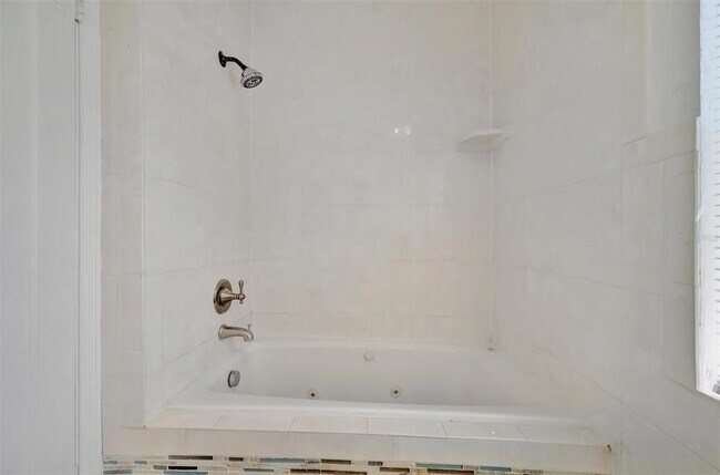 Building Photo - 6348 7th Ave N