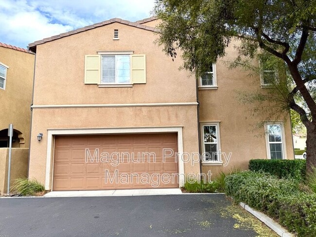 Building Photo - 37390 Paseo Violeta