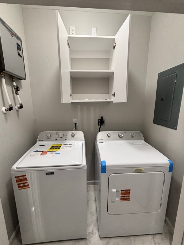 Building Photo - 703 Pedro St