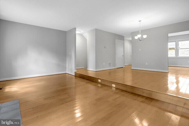 Building Photo - 2226 N Tuckahoe St