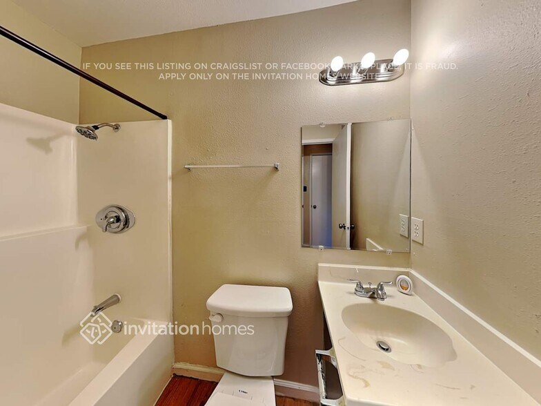 Building Photo - 1373 San Miguel Dr