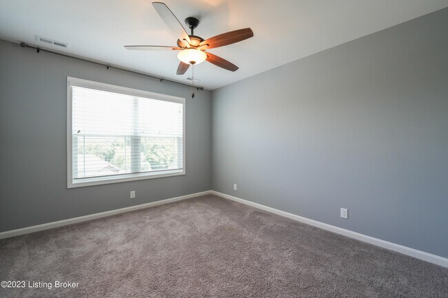 Building Photo - 1606 Church Side Dr