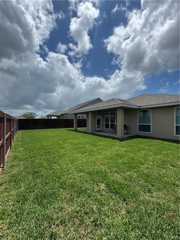 Building Photo - 19 Paso Dr