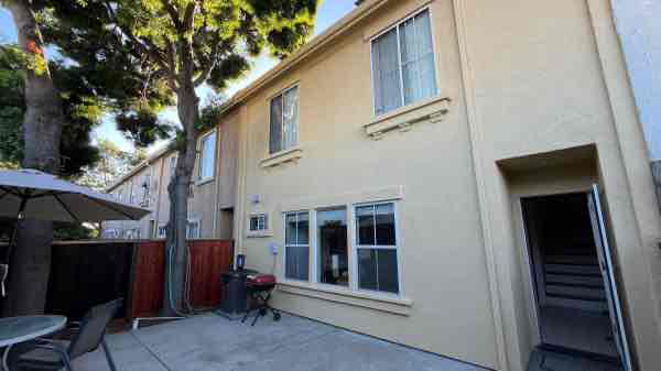 Building Photo - 1772 Thornton Pl