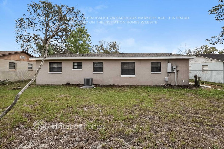 Building Photo - 905 Valleydale Ave