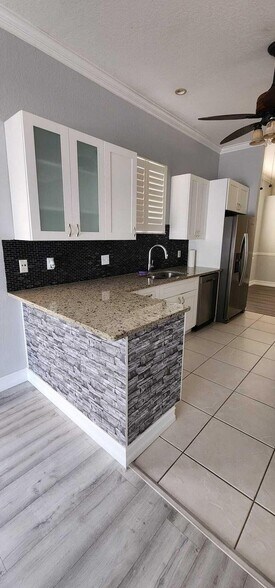 Building Photo - 146 Prestige Dr