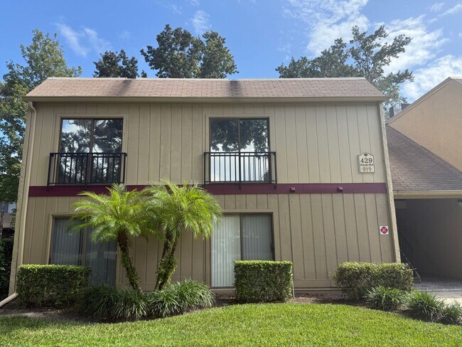 Building Photo - Charming 3 Bedroom 2 Bath Condo in Heart of Winter Springs