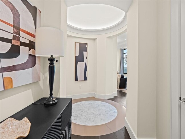 Building Photo - 3376 Peachtree Rd NE