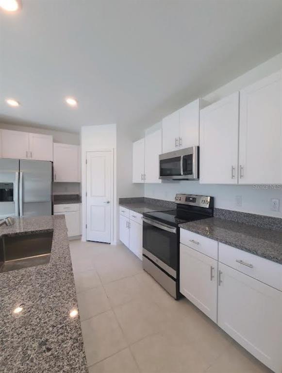 Building Photo - 10009 Calypso Orchid Ct