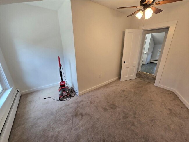 Building Photo - 1019 Victory Hwy