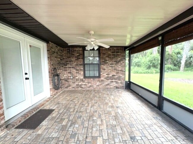 Building Photo - Beautiful 2 Bedroom Ormond Beach Home!