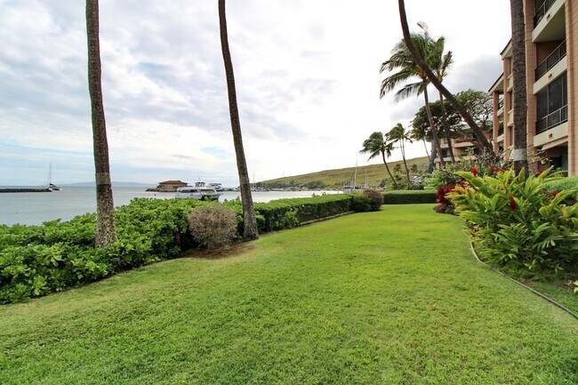 Building Photo - Maalaea Yacht Marina - 3rd Floor right on ...