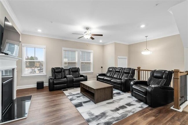 Building Photo - 2641 Blackburn Ct SE