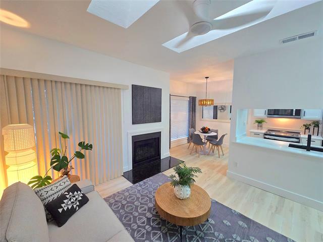 Building Photo - 7126 Holly Hill Dr
