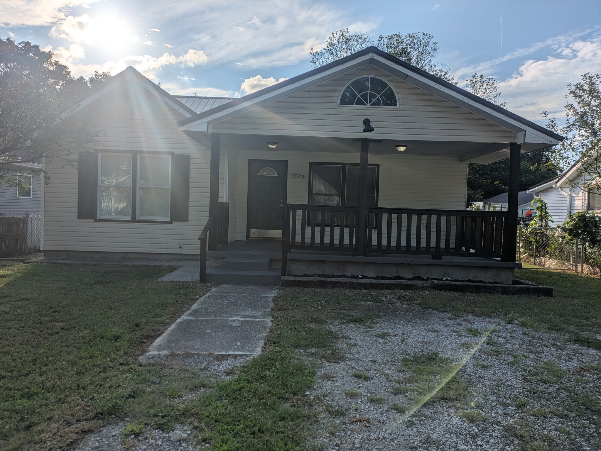 Building Photo - 1521 Waterhouse St