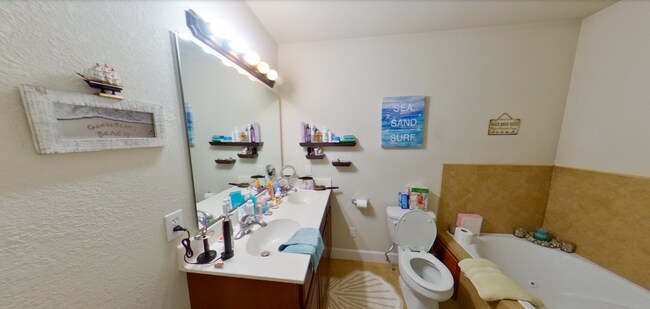 Building Photo - 3D Tour Available - Gorgeous East-Side Home + 2 Car Garage + Fenced-in Backyard! Available July 3rd!