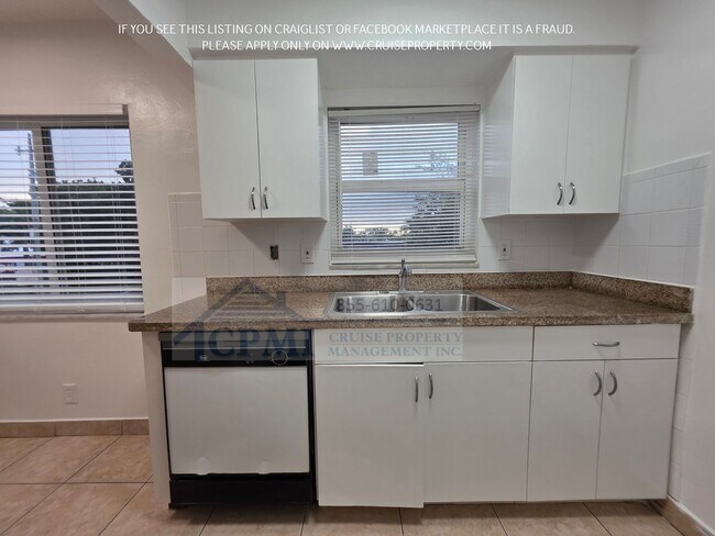 Interior Photo - 100 SW 10th St