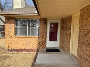 Building Photo - Broken Arrow 3 bedroom 2 Bath Duplex