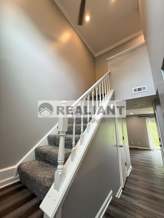 Building Photo - 6446 Linkview Ct