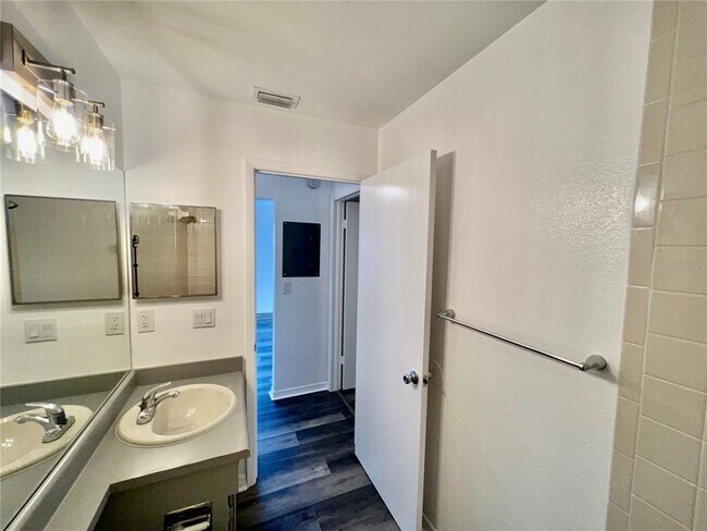 Building Photo - 4025 Angel Oak Ct