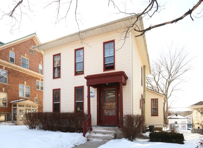 Primary Photo - Kerrytown Apartments