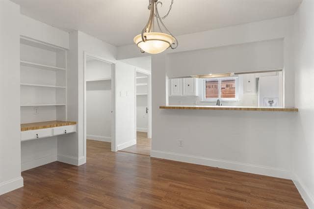 Building Photo - 3400 Newkirk Dr