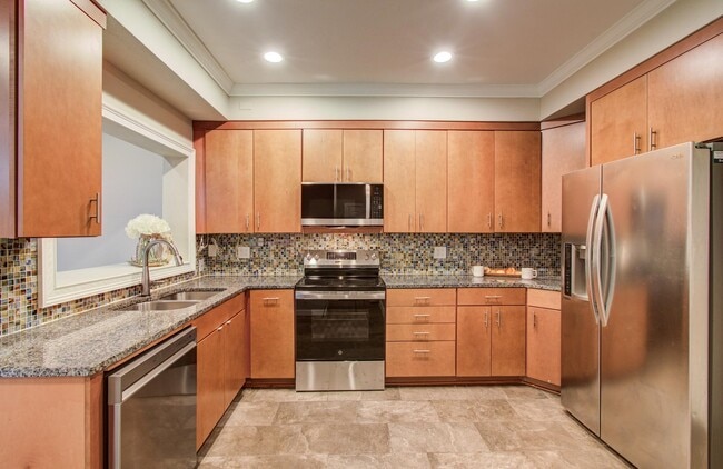 Building Photo - 12625 Memorial Dr