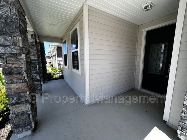 Building Photo - 11646 Pacific Dogwood Ct