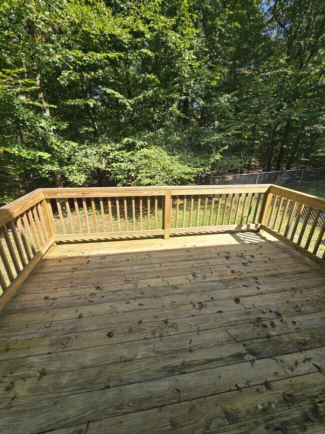Building Photo - 2 bedroom duplex in Prince George County