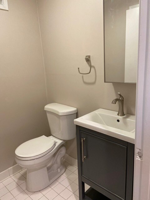 Half bath - 2038 18th St NW