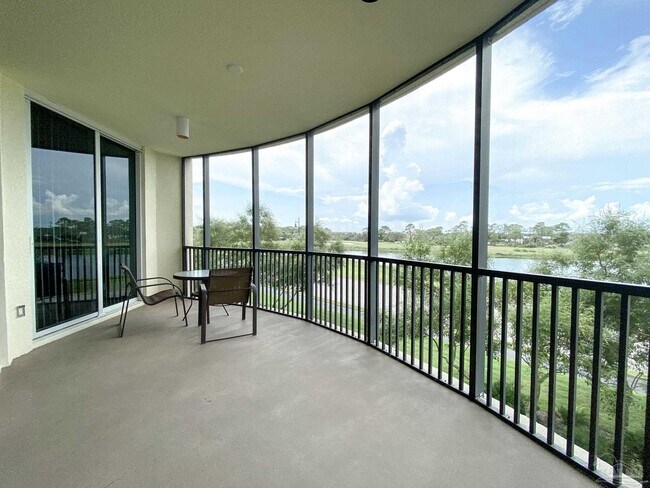 Building Photo - 645 Lost Key Dr