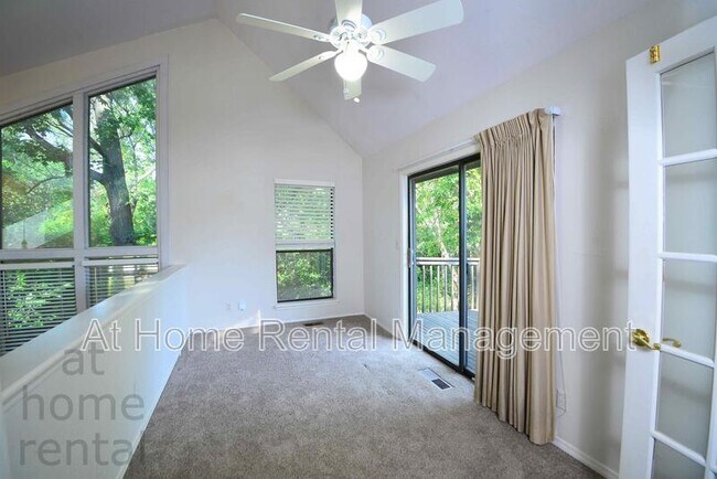 Building Photo - 8316 S Pittsburg Ave