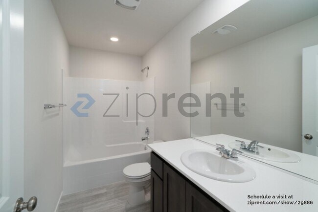 Building Photo - 17502 NW 10th Ct