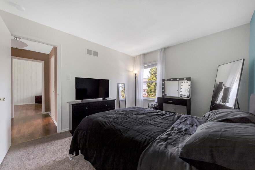 Third Bedroom - 37 Curry Ln