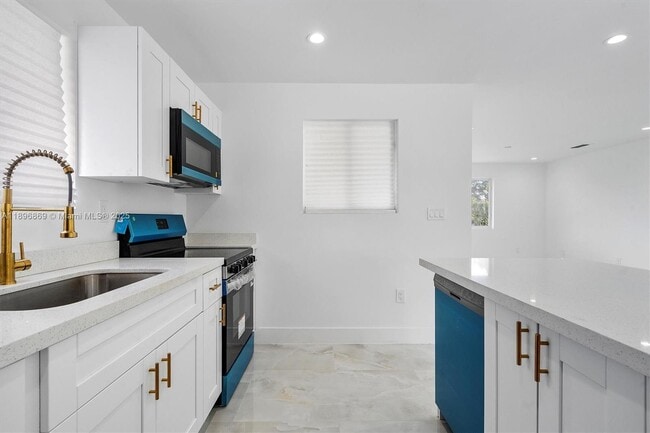 Building Photo - 2926 NW 58th St