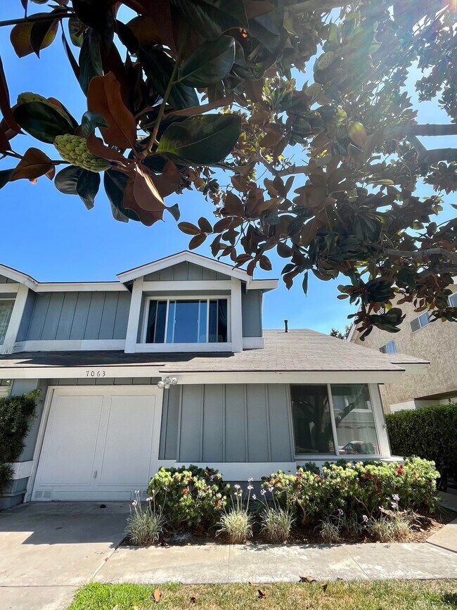 Building Photo - 7063 Deerhurst Ct