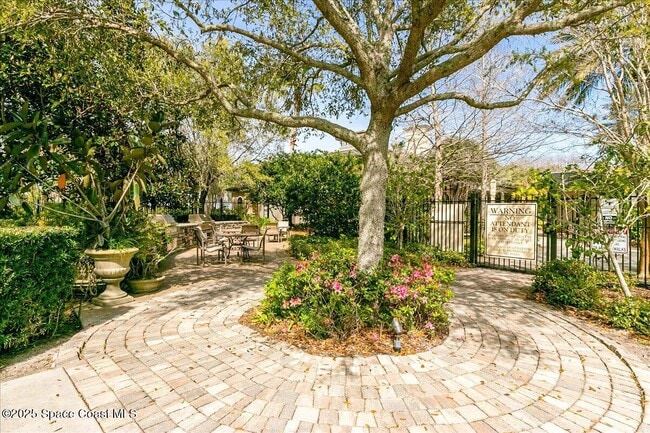 Building Photo - 6411 Borasco Dr