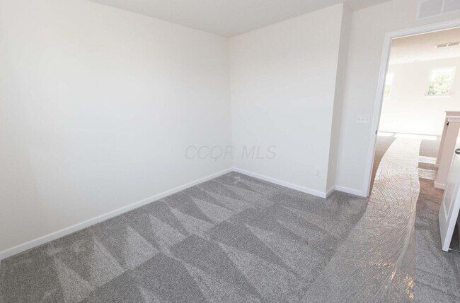 Building Photo - 105 Hutchison St