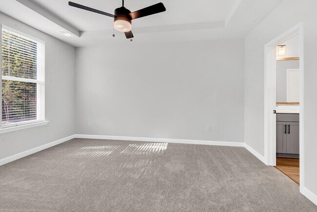 Building Photo - 408 Ireland Way