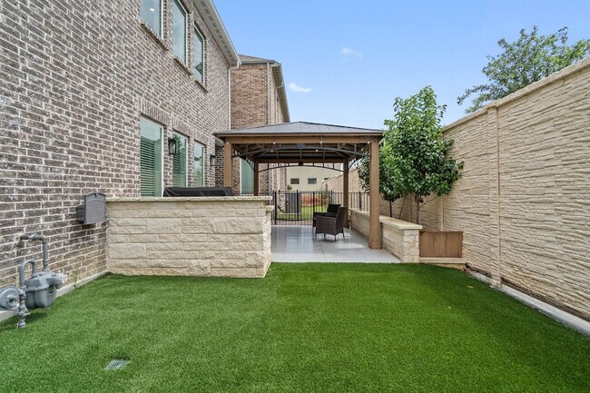 Building Photo - 4209 Watson Wy