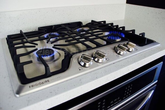 Building Photo - 2884 C St