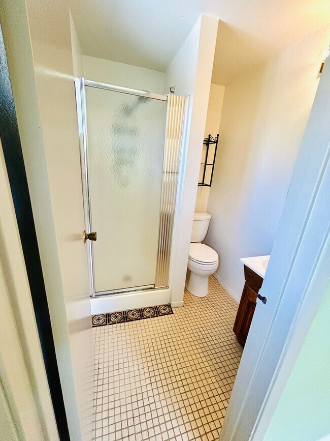 Building Photo - Live by Windansea Beach in La Jolla - 4BD/2.5BA Home - Only $5,995/mo!