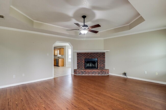 Building Photo - 8709 Palmetto Dr