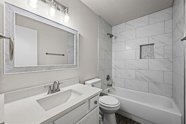 Building Photo - 549 Seminole Trail