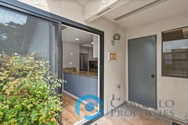 Building Photo - 4024 Crystal Dawn Ln