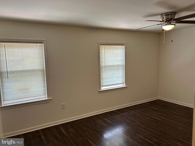 Building Photo - 10896 Rock Coast Rd