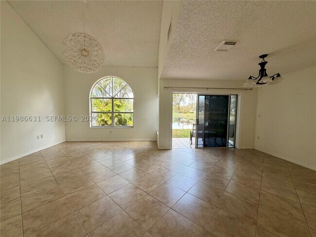 Building Photo - 12619 NW 11th Pl