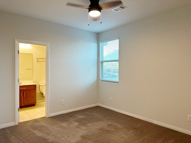 Building Photo - 11585 Salt Creek Ave