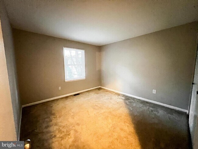 Building Photo - 10863 Bucknell Dr