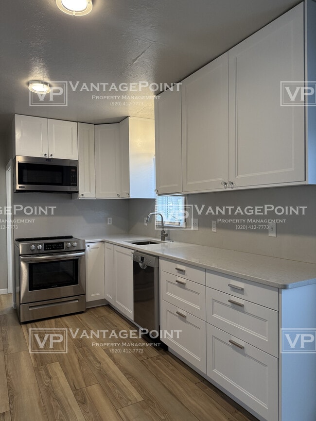 Building Photo - 1342 12th Ave